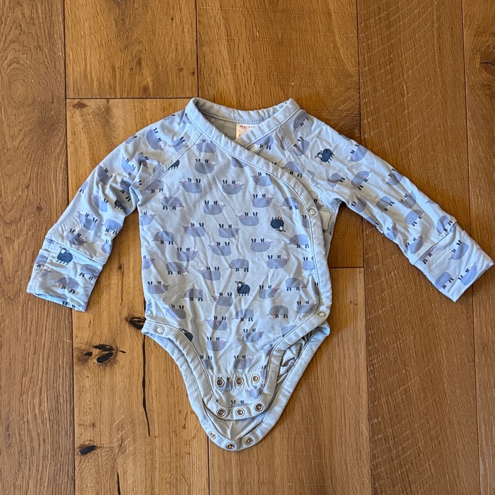 3/$25 Hanna Andersson Sky Blue Shirt kimono 3-6 months